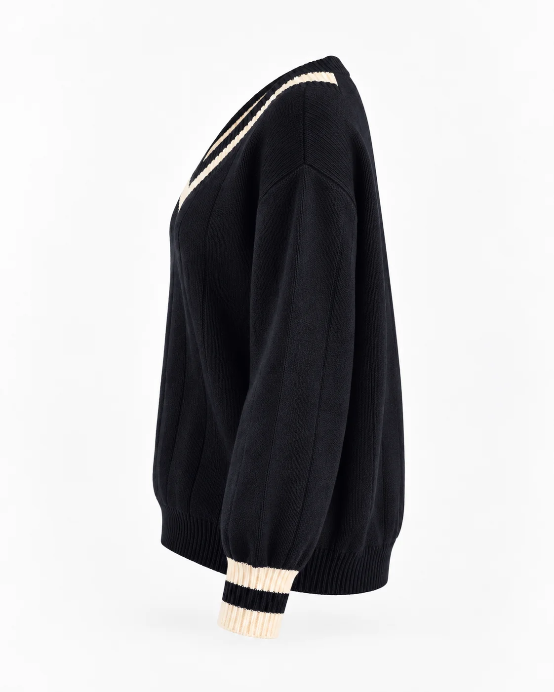 Women's Contrast V-Neck Knit Sweater image 7